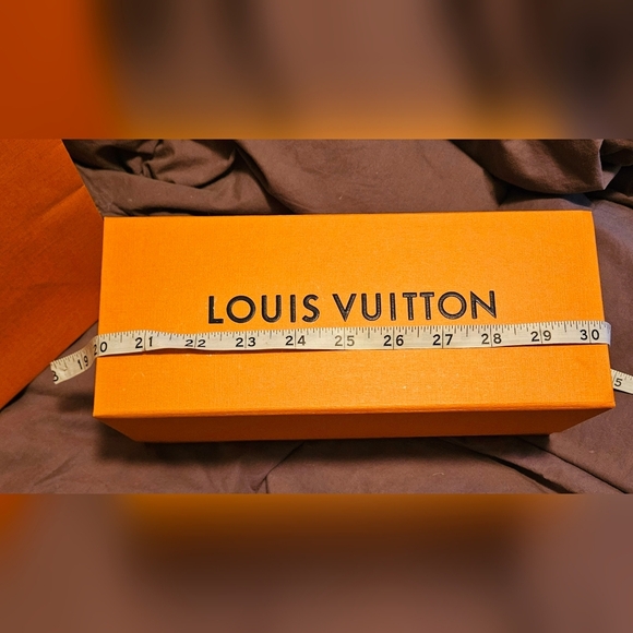 Authentic Louis Vuitton Gift Box Magnetic Ribbon Shopping Bag Storage Travel Set - Picture 15 of 16